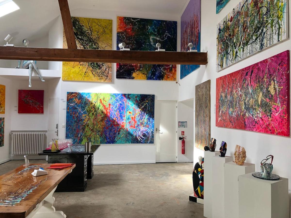 Bnb Maison D'Art Breakfast In The Art Gallery Плубаланек Екстериор снимка